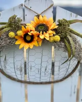 Pumpkin form wreath